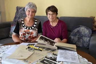 Hohenstein-Ernstthal/Werdau: „Dort waren wir die Faschisten, hier sind wir die Russen“ - Galina Zerr (links) und Lilli Tews stammen beide aus russlanddeutschen Familien und kamen schon zu DDR-Zeiten in die Region. Heute leiten sie die Orts- und Kreisgruppe Chemnitz ihrer Landsmannschaft.