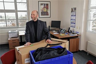 Hohenstein-Ernstthal/Zwickau: Richter schaut zurück auf bewegende Fälle - Die Robe ist schon verstaut: Günter Elfmann geht nach 15 Jahren als Chef des Amtsgerichts Hohenstein-Ernstthal in den Ruhestand.