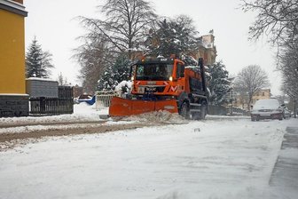 Hoher Krankenstand: Winterdienst eingeschränkt - Schneefall wird auch in Reichenbach in den nächsten Tagen immer wieder erwartet. Der Dienstleister RAD hat jetzt Einschränkungen beim Winterdienst angekündigt. Schuld sei der hohe Krankenstand.