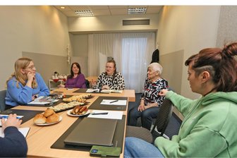 Hoher Leerstand, kaum soziale Treffpunkte: Wie Nachbarn mehr Leben nach Zwickau-Pölbitz bringen wollen - Eine Gruppe von Frauen aus Pölbitz hat es sich zur Aufgabe gemacht, den Zwickauer Stadtteil lebendiger zu gestalten.