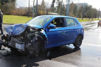 Hoher Schaden bei Unfall auf dem Südring -