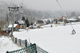 Holzhauer Skiliftbetreiber und Gemeinde einigen sich vor Gericht - Im Streit um den Holzhauer Skilift haben die beteiligten Parteien jetzt einen Vergleich geschlossen. 