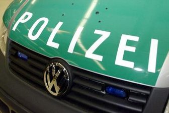 Holzkohledieb flüchtet im Linienbus -