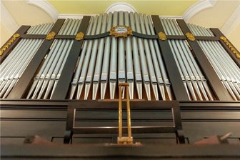 Holzwurm setzt seltener Pneumatischer Orgel in Auerbach zu - Über 1172 Pfeifen, zwei Manuale und 18 Register verfügt die überholte Pneumatische Orgel.