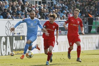 Hosiner schießt CFC über den Strich -