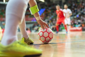 HOT 05 Futsal: Nach Torspektakel in Bielefeld wartet Düsseldorf in den Playoffs - Futsal: Hohenstein-Ernstthal gewinnt deutlich in Bielefeld.