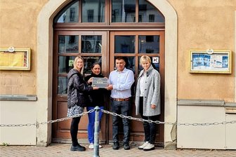 Hotel "Brander Hof" in Brand-Erbisdorf mit drei Sternen gekürt - Der "Brander Hof" hat jetzt drei Sterne: Vertreterinnen von Dehoga und IHK zeichneten das Hotel kürzlich aus.