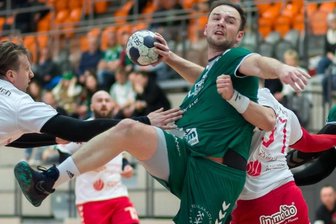 HSG kommt Meisterrunde näher - Auch am Kreis kaum zu stoppen: HSG-Rückraumspieler Eric Neumann spielte in Plauen auf der Position des Kreisläufers. Mit vier Treffern zählte er zu den besten Freiberger Werfern. 