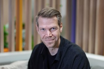 HSV-Chef Huwer über Kathleen Krüger: Steht für Bereicherung - HSV-Vorstand Eric Huwer würde ein Engagement von Bayern-Funktionärin Kathleen Krüger begrüßen.