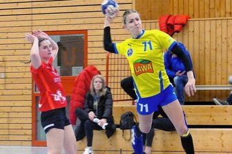 HSV kann Heimvorteil nicht nutzen - War mit acht Toren die erfolgreichste Marienberger Werferin gegen die Leipziger Amazonen, konnte aber die Heimniederlage des HSV nicht verhindern: Leonie Tinney (rechts).