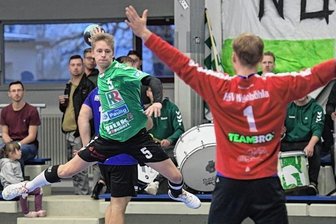 HSV von allen guten Geistern verlassen - Mit seinen fünf Treffern war Tom Anger - hier gegen Weinböhla - in Zwenkau noch der beste Torschütze in den Reihen des HSV. 