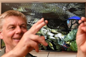 Huthaus Brand-Erbisdorf bietet Bergbaubilder in 3D - Museumsleiter Thomas Maruschke bietet im Huthaus Einigkeit in Brand-Erbisdorf auch 3D-Vorträge an