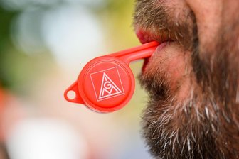 IAV streicht 1.400 Stellen - auch Stollberg betroffen: IG Metall kündigt Proteste an - Die IG Metall hat Proteste gegen die Pläne für Stellenabbau bei IAV angekündigt. (Symbolbild)