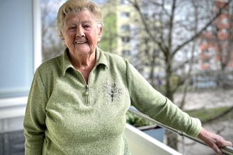 „Ich habe immer gemacht, was mir mein Herz sagte“: Eine 100-jährige Chemnitzerin und das Geheimnis eines langen Lebens - Ilse Ullmann ist 100 Jahre alt - und schmeißt immer noch allein ihren Haushalt in Chemnitz.