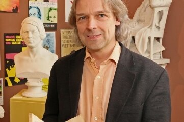 Ich lese die "Freie Presse", weil ... - Thomas Synfozik (54). Er ist seit 2005 Direktor des Robert-Schumann-Hauses in Zwickau. Im Januar erhielt er den Robert-Schumann-Preis der Stadt.. 