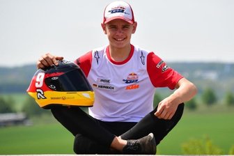 "Ich muss mich an eigene Nase fassen" - Freut sich auf eine zweite Chance im Rookies-Cup: Freddie Heinrich will im kommenden Jahr besser abschneiden.