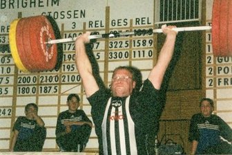 "Ich passe ganz gut nach Obrigheim" - Daniel Pischzan, hier 1999 bei einem Bundesliga-Wettkampf, ging nach seinem Wechsel für Germania Obrigheim an den Start.