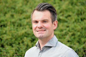 "Ich schaffe keine billigen Kneipen": Markneukirchens Stadtchef stößt Diskussion zu Jugendtreff-Frage an - Markneukirchens Bürgermeister Toni Meinel (parteilos).