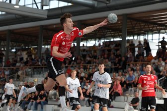 „Ich weiß nicht, warum wir plötzlich Angst hatten“: HC Glauchau/Meerane verpasst Überraschung gegen Meister - Trotz der neun Tore von Jannes Kreutz hat der HC Glauchau/Meerane eine Überraschung gegen Delitzsch verpasst.