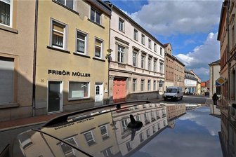 Ideen der Bürgermeisterkandidaten für ein Sorgenkind von Waldenburg - Die Altenburger Straße ist ein Sorgenkind von Waldenburg. Häuser befinden sich in einem schlechten Zustand, viele Wohnungen und Geschäfte stehen leer. 