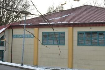 Ideen zur Entwicklung der Stadt gefragt - Die Dachsanierung der Bergstadthalle steht auf dem Programm.