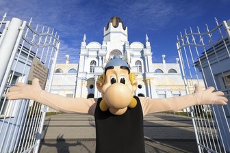 „Idefix‘ Abenteuerland“ im Belantis: In Sachsen können Sie bald Asterix und Obelix live erleben - Berühmter Gallier in Sachsen: In wenigen Tagen können Fans des Comichelden Asterix (Foto) den zaubertrankgestärkten Helden im Freizeitpark Belantis treffen.