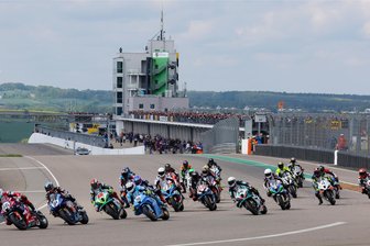 IDM auf dem Sachsenring: Preise, Neuerungen und Lokalmatadoren - Anfang Mai geben die Fahrer der IDM wieder auf dem Sachsenring Gas.