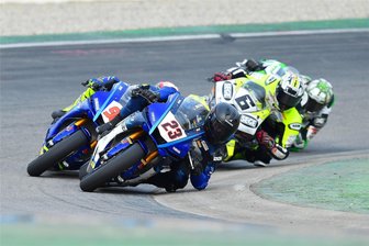 IDM in Hockenheim: Hohenstein-Ernstthaler mit gelungenem Saisonabschluss - Auch für Max Enderlein (vorne) war der Ausflug zum IDM-Saisonfinale nach Hockenheim ergiebig.