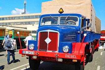 IFA-Oldtimertreffen findet künftig nur alle zwei Jahre statt - Die 23. Auflage des IFA-Oldtimertreffen wurde für die Veranstalter zu einem vollen Erfolg. Knapp 500 Aussteller nahmen daran teil. Circa 12.500 Besucher interessierten sich für die alten Fahrzeuge.