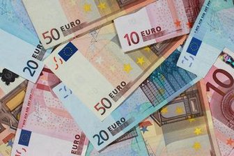 IHK-Chef mahnt bessere Bezahlung an -