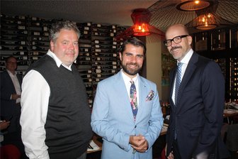 IHK-Präsident fordert: Mehr Aufmerksamkeit für mittelständische Firmen in der Region - Dietrich Enk, Präsident Unternehmerverband, Max Jankowsky, IHK-Präsident, Michael Erfurt (v. l.), Deutsche Bank.