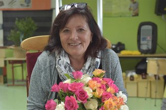 „Ihr werdet mir alle fehlen“: Lehrerin in Bad Brambach nach 44 Jahren in den Ruhestand verabschiedet - 44 Jahre unterrichtete Steffi Müller an der Grundschule Bad Brambach - jetzt geht sie in den Ruhestand.