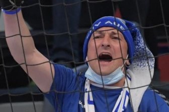 "Im Derby müssen Fetzen fliegen" - Dirk Haase ist seit mehr als 20 Jahren Fan des EHV Aue. Auch sein Trommeln hat gegen Elbflorenz beim Unentschieden mitgeholfen.