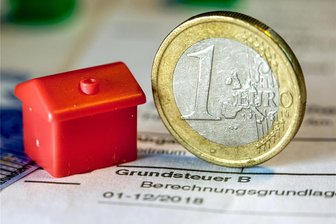 Im Erzgebirgskreis fehlen 11.000 Grundsteuer-Erklärungen - 40.300 Einsprüche gegen Grundsteuerbescheide sind in den vier Finanzämtern in Annaberg-Buchholz, Schwarzenberg, Stollberg und Zschopau eingegangen.