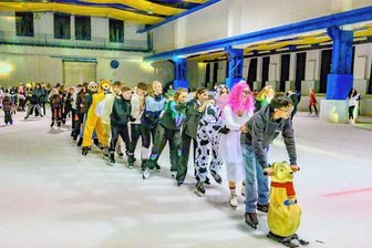 Im Icehouse Aue geht eine Supersaison zu Ende - Im Februar fand die Faschingsdisko im Icehouse Aue statt.