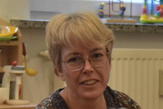 Im Jubiläumsjahr: Stadt erhöht Zuschuss für Tagespflege im Vogtland - Felicitas Herrmann ist die Tagesmutter in Adorf.