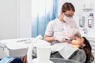 Im Osten greift der Zahnarzt häufiger zum Bohrer - Muss gebohrt werden oder nicht?