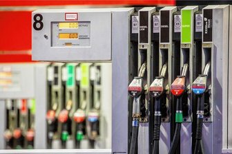 Im Osten steigen die Spritpreise derzeit besonders deutlich - In Sachsen tanken Autofahrer derzeit bundesweit mit am teuersten. Das geht aus einer Auswertung des ADAC hervor.