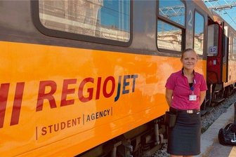 Im Schlafwagen von Prag nach Rijeka: Wie es um die Wiedergeburt der Nachtzüge in Europa steht - Ankunft in der kroatischen Hafenstadt Rijeka. Abends geht es zurück nach Prag. Bis dahin hat Zugbegleiterin Tereza Cibulková frei.