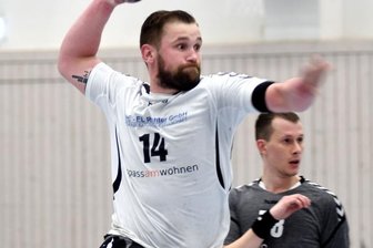 Im Schlussspurt zum Erfolg im Derby - Dreh- und Angelpunkt: Fortschritts Spielmacher Philipp Rogler, hier in einer früheren Partie, war mit acht Treffern bester TSV-Werfer. 