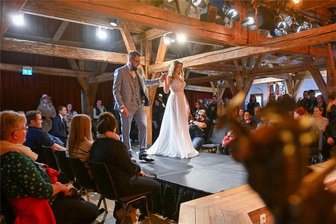Im Wasserschloß Klaffenbach folgt Hochzeitsmesse auf Jugendstilausstellung - Inspirationen rund um das Thema Hochzeit erhalten Interessierte am 26. Oktober im Wasserschloß Klaffenbach. Symbolfoto: