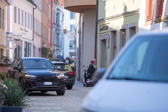 Immer mehr Autos in verkehrsberuhigter Zone in Plauen: Warum ist das so? - Wie der gesamte Bereich rund um den Plauener Altmarkt gehört auch die Straßberger Straße ab dem Oberen Graben zu einem verkehrsberuhigten Bereich. Die Realität ist häufig eine andere.