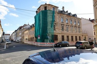Immer wieder Ärger mit den Wohnruinen - Dieses beiden Gebäude an der Annenstraße in Glauchau sollen verschwinden.