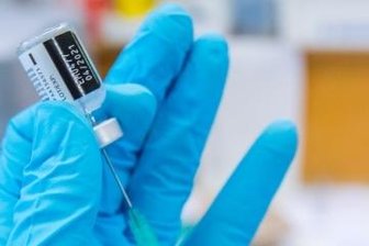 Impfen: Bürokratischer Aufwand hoch - Die Impfung gegen Corona gehört in den Hausarztpraxen der Region inzwischen zum täglichen Geschäft. Allerdings kritisieren Ärzte den damit verbundenen bürokratischen Aufwand.