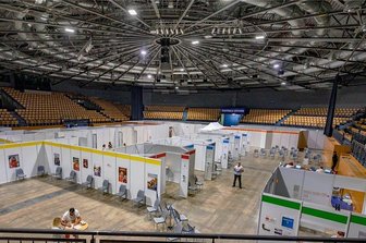 Impfzentrum in Zwickau bleibt doch weiter geöffnet - Das Impfzentrum in der Stadthalle Zwickau.