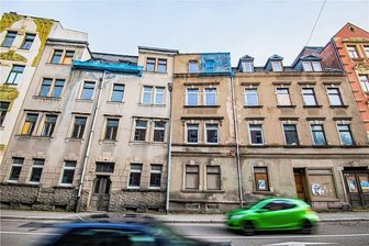 In Aue sind zwei wichtige Straßen gesperrt - Die Häuser Wettinerstraße 35 und 37 in Aue sollen abgerissen werden.
