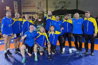 „In der Rückrunde stehen wir stärker da!“ - Das Germania-Team nach dem 15:11-Sieg zum Rückrundenauftakt bei Johannis Nürnberg.