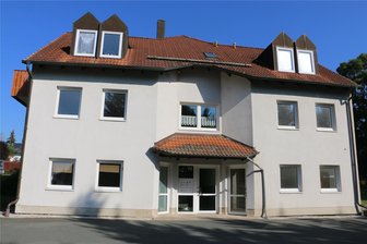 In Heinersgrün könnten neue Wohnungen entstehen - Das Wohnhaus in Heinersgrün.
