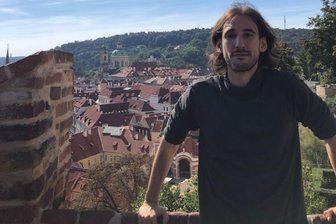 "In kurzer Zeit habe ich viele Freunde in Zwickau gefunden" - José Alfonso Hernández Bermejo in seiner Heimatstadt. Im Hintergrund die Kathedrale von Murcia.