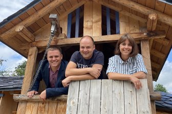 In Lengenfeld öffnet ein Kinder- und Jugendhaus: „Der Bedarf ist da, auch in unserer Stadt“ - LevelUP - hinter diesem neuen Lengenfelder Verein stehen auch Janine Persian, Matthias Böttger (Mitte) und Christian Flechsig.